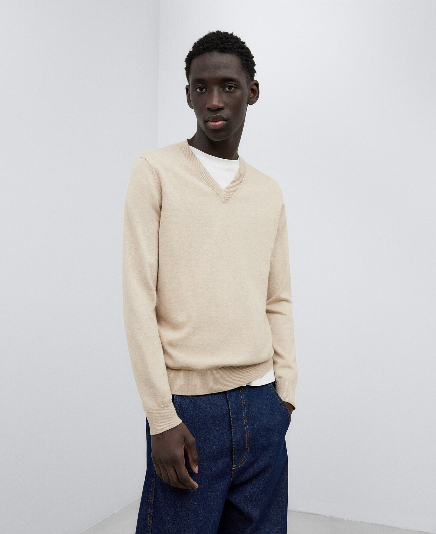Cream v hotsell neck sweater mens
