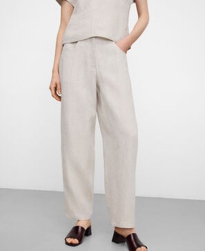 Pantal&oacute;n barrel fit lino