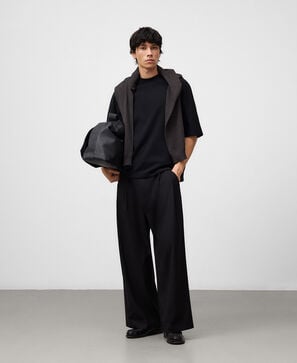 Back seam detail T-shirt man
