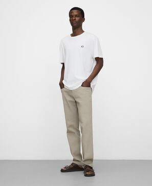 Pantal&oacute;n slim fit algod&oacute;n