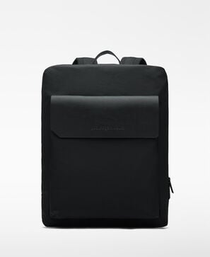 Flap compact backpack man