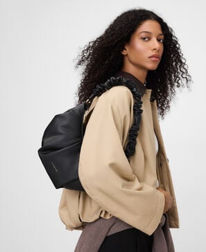 Bolso de hombro Luna fruncido piel