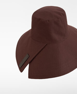 Wide-brim bucket hat with opening