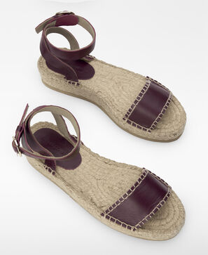 Jute sandal with leather strap