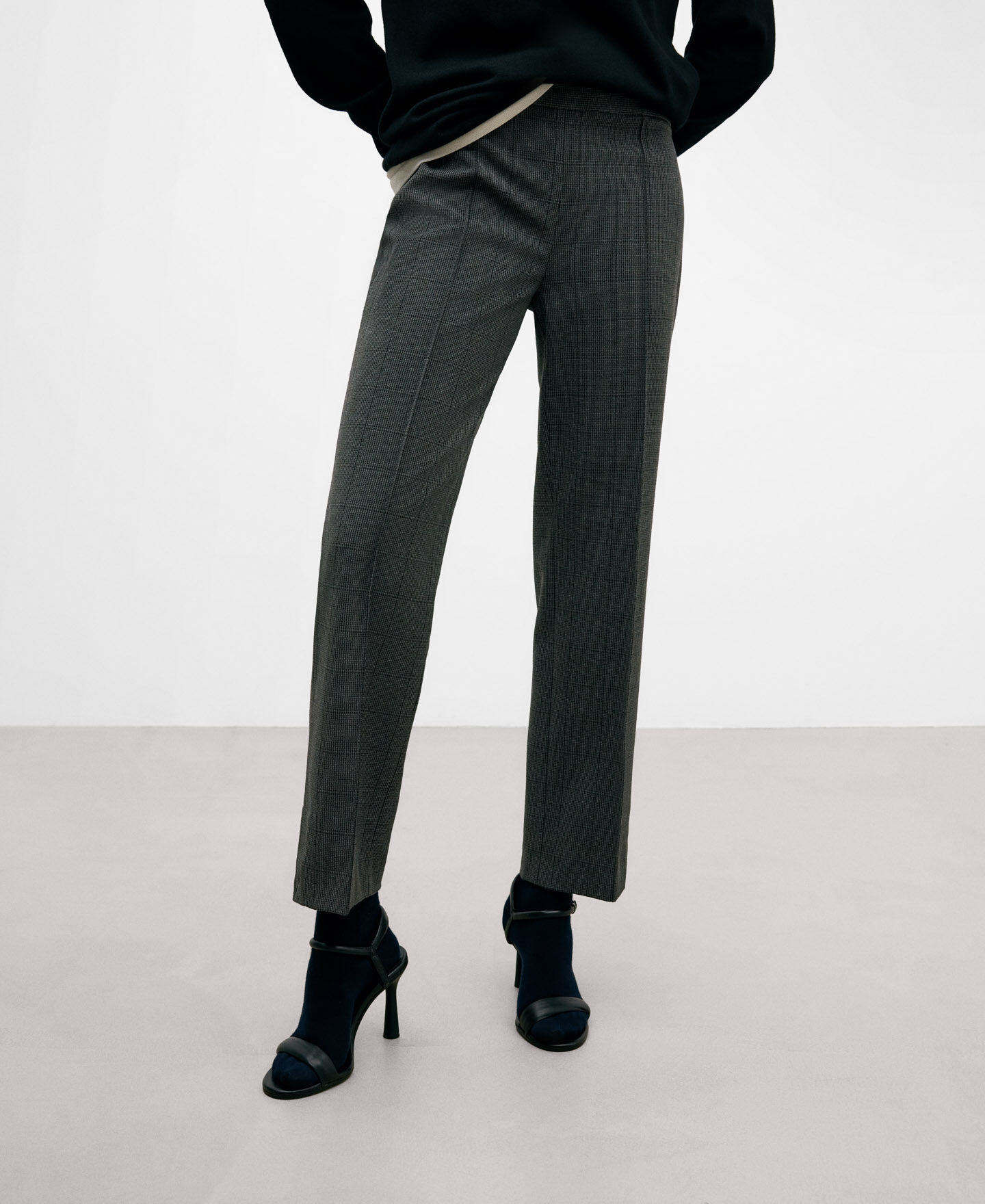 Womens checked skinny trousers top