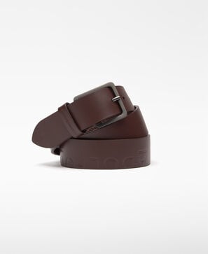 Engraved logo leather belt man