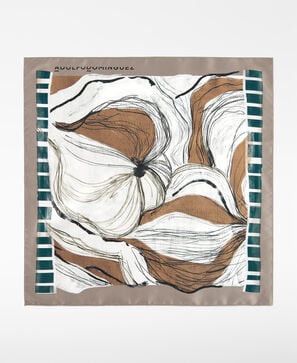 Printed small scarf