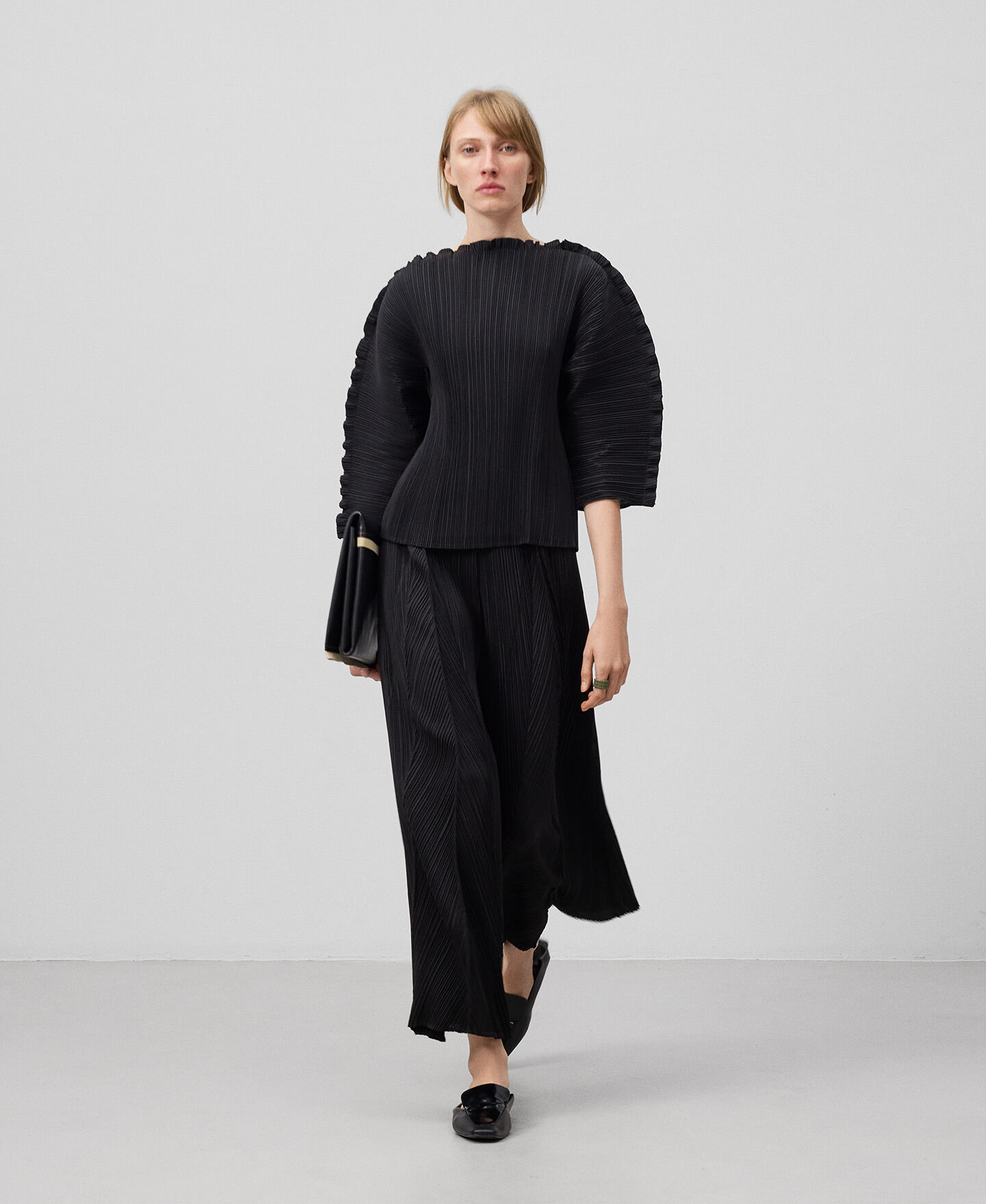 Crinkle top with ruffle woman