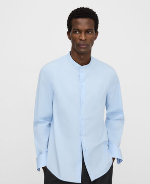 Camisa de algod&atilde;o com corte regular e gola mandarim