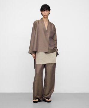 Pleated straight trousers