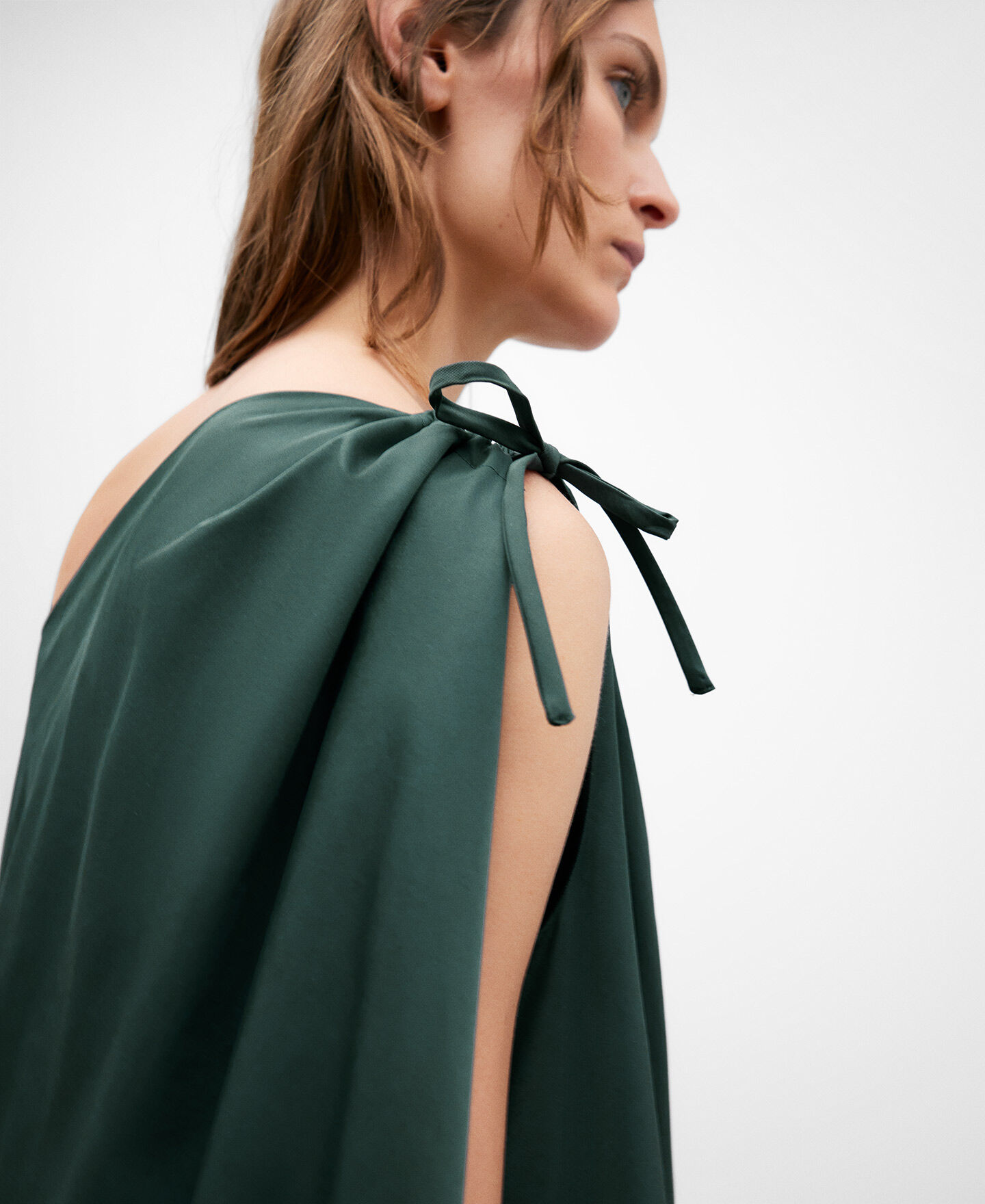 Vestido abullonado verde AD Espa a