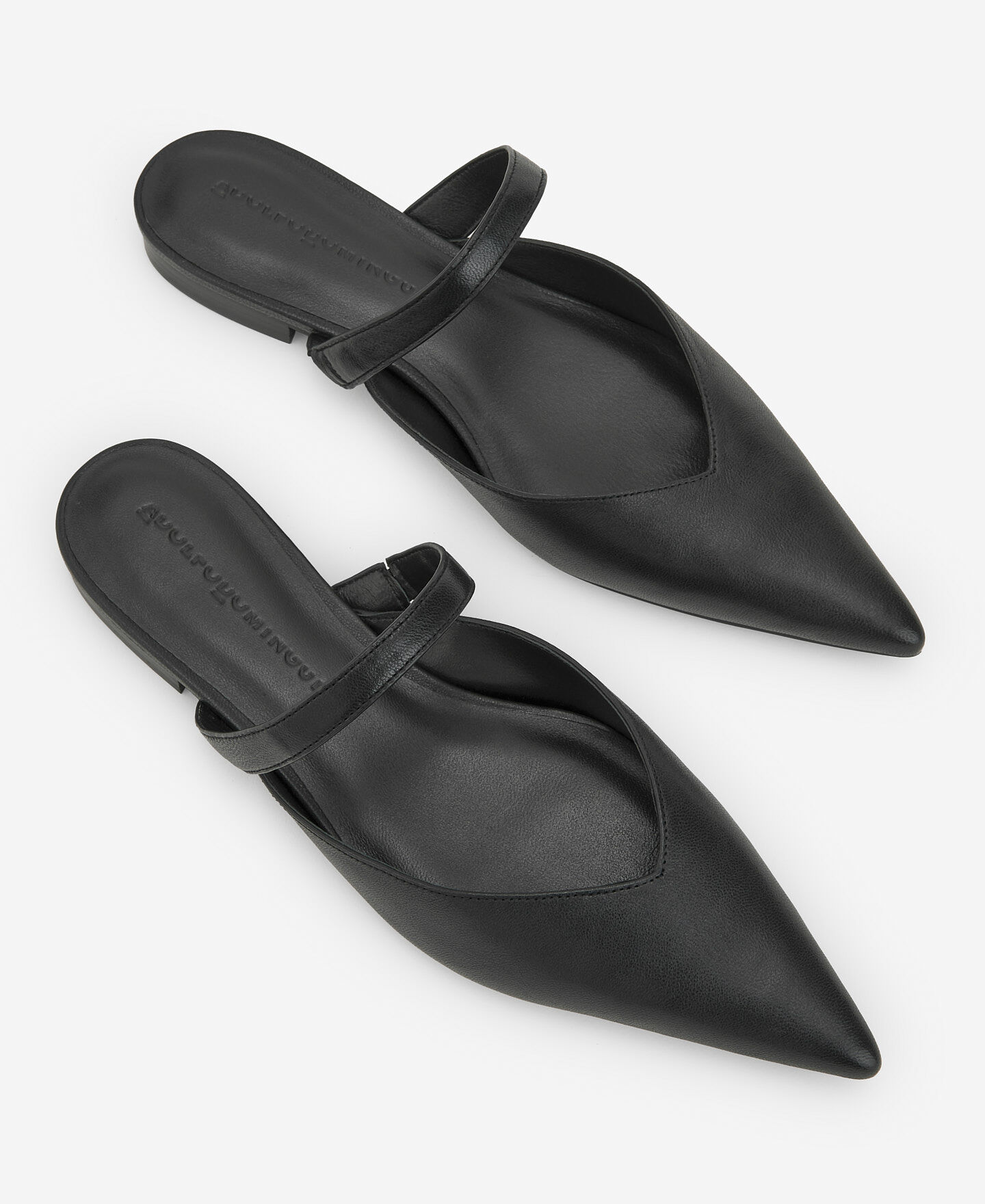 Zapato negro piel destalonado Adolfo Dom nguez