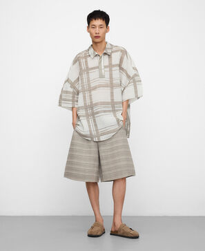 Wide crinkle bermuda shorts