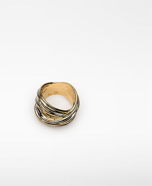 Two-tone tubular metal ring