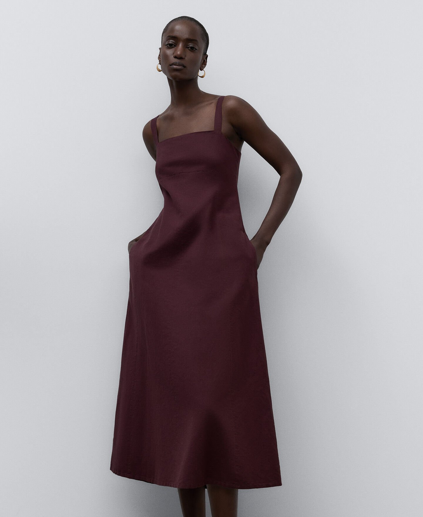 Burgundy strap dress store