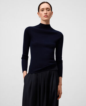 Merino wool fitted sweater woman