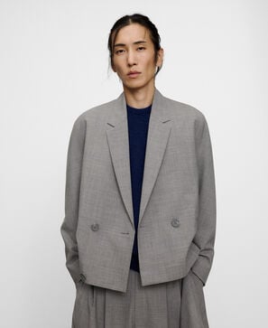 Structured boxy fit blazer