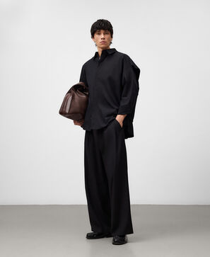 Camisa oversize capa en espalda hombre