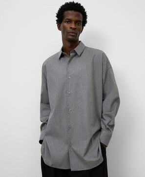 Spread collar oversize shirt man