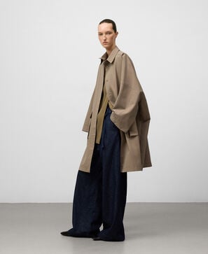 Lapel collar oversize trench coat woman