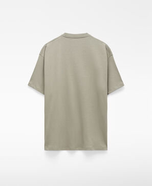Camiseta oversize bordada em algod&atilde;o