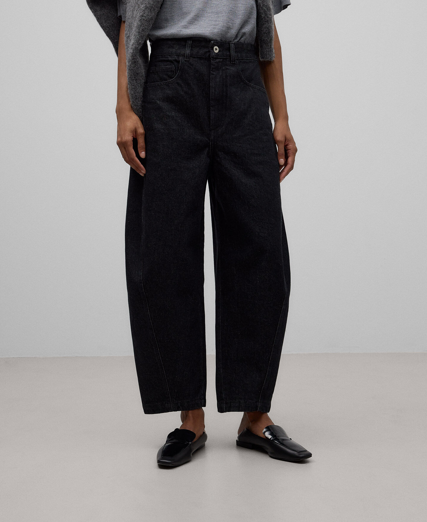 Women's Jeans Collection | Fall-Winter 24 | Adolfo Domínguez