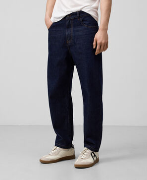 Barrel fit cotton denim trousers man