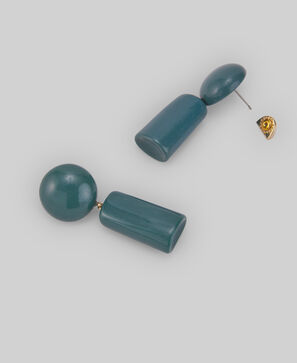 Geometric resin earrings woman