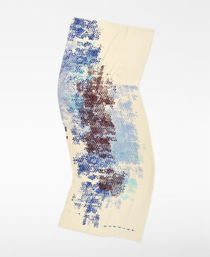 Chal estampado mujer