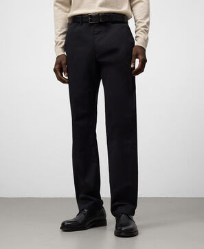 Pantalón chino regular fit hombre