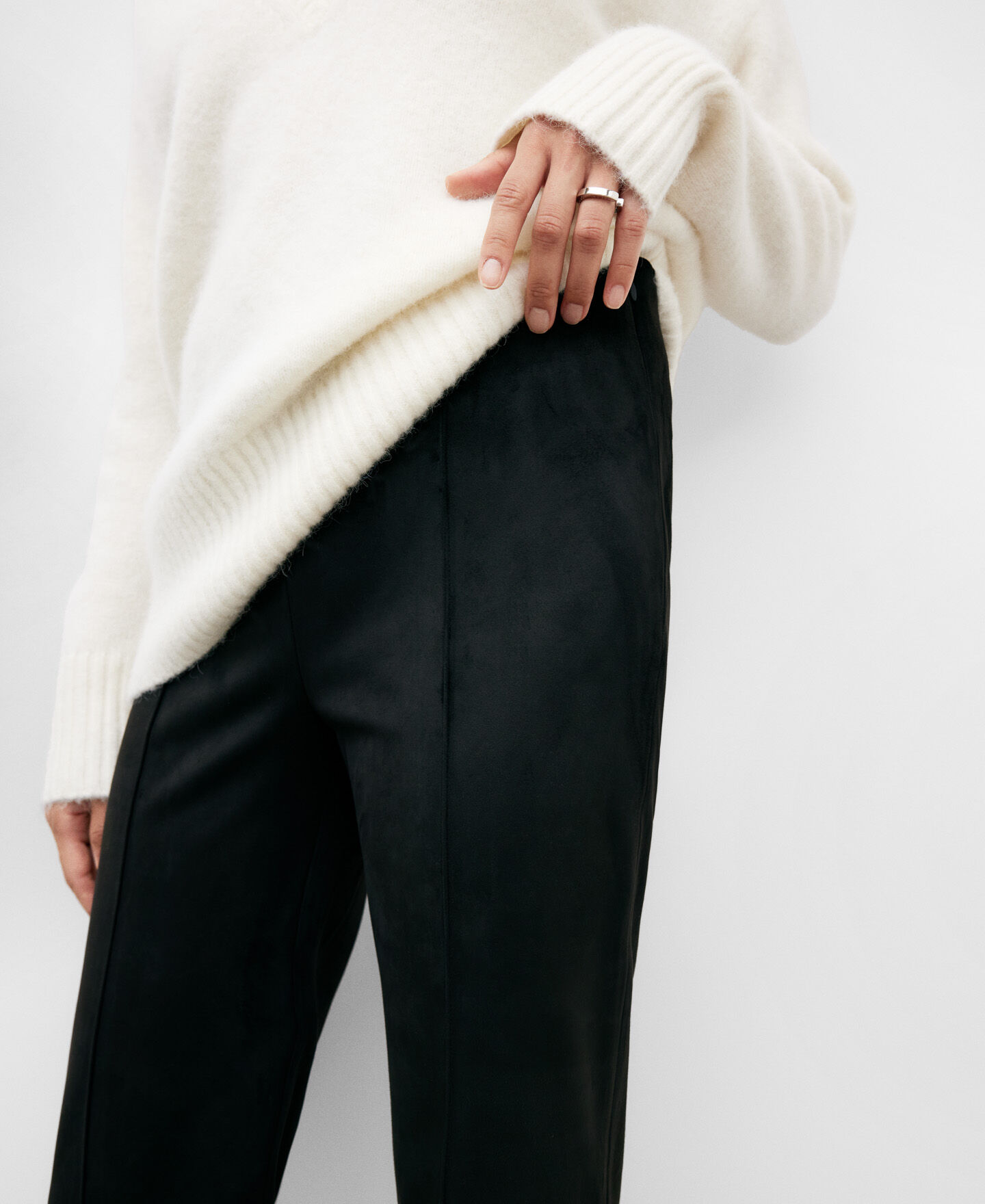 Pantalon antelina zara clearance