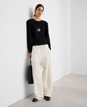 Long sleeve T-shirt with shoulder pads