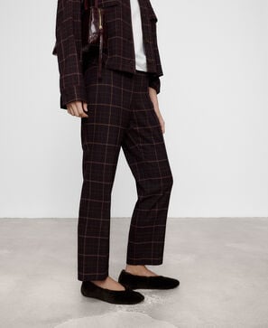 Pantal&oacute;n pierna ancha tart&aacute;n
