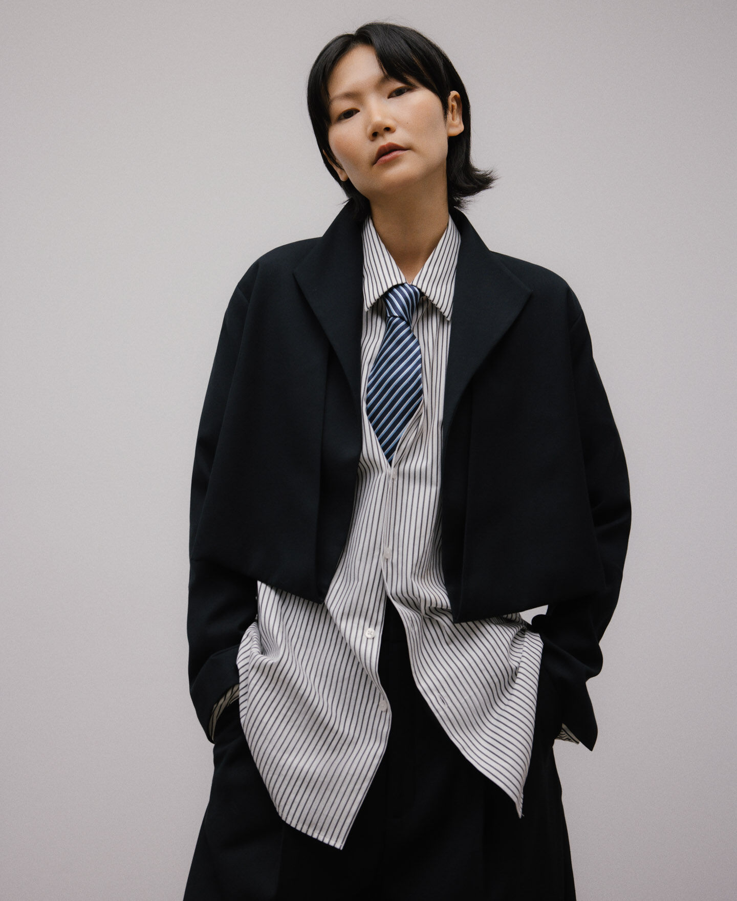 Short tailored jacket
