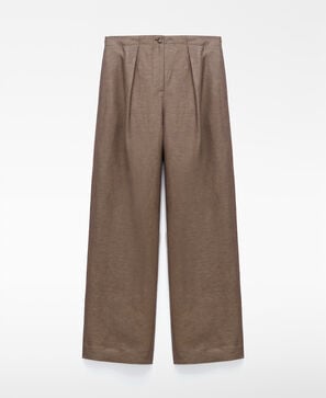 Pleated straight trousers