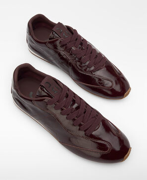 Soft-Sneaker aus Leder mit Steppnaht-Logo