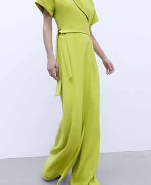 Vestidos de cóctel para mujer | Primavera-Verano 23 | Adolfo Domínguez Vestidos de cóctel para mujer | Primavera-Verano 23 | Adolfo Domínguez