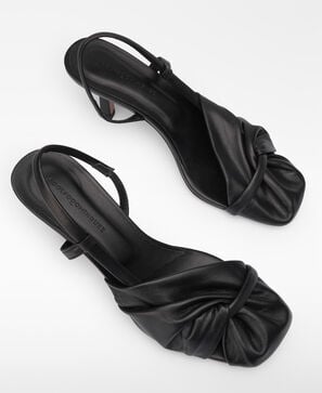 Zapato tac&oacute;n piel fruncida