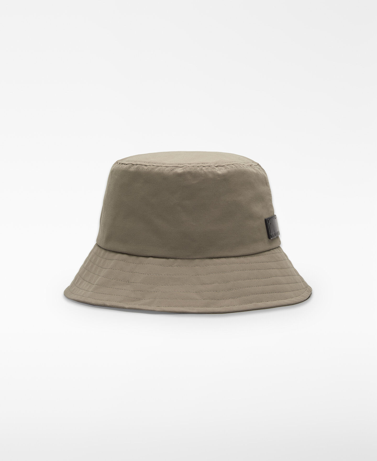 レディースコンセプトコレクション| 2025年春夏 | アドルフォ