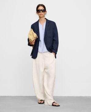 Cotton seersucker V-neckline blouse