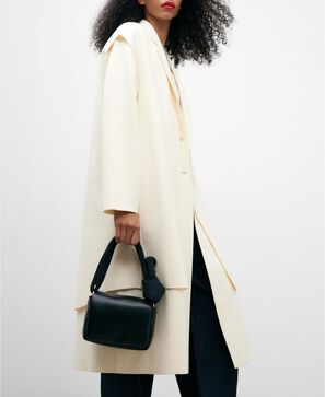 Responsible leather shoulder bag woman