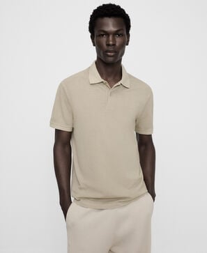 Polo regular fit piqu&eacute; lavado algod&oacute;n