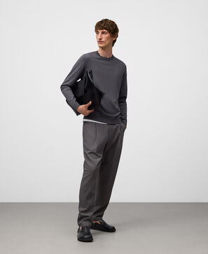 Knit crew collar sweater man