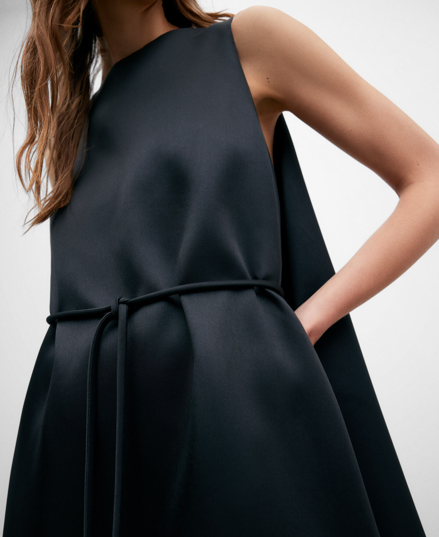 Vestido negro hotsell adolfo dominguez