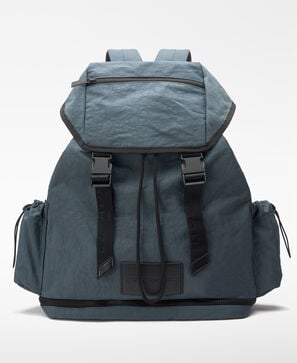 Mochila saco nailon reciclado hombre
