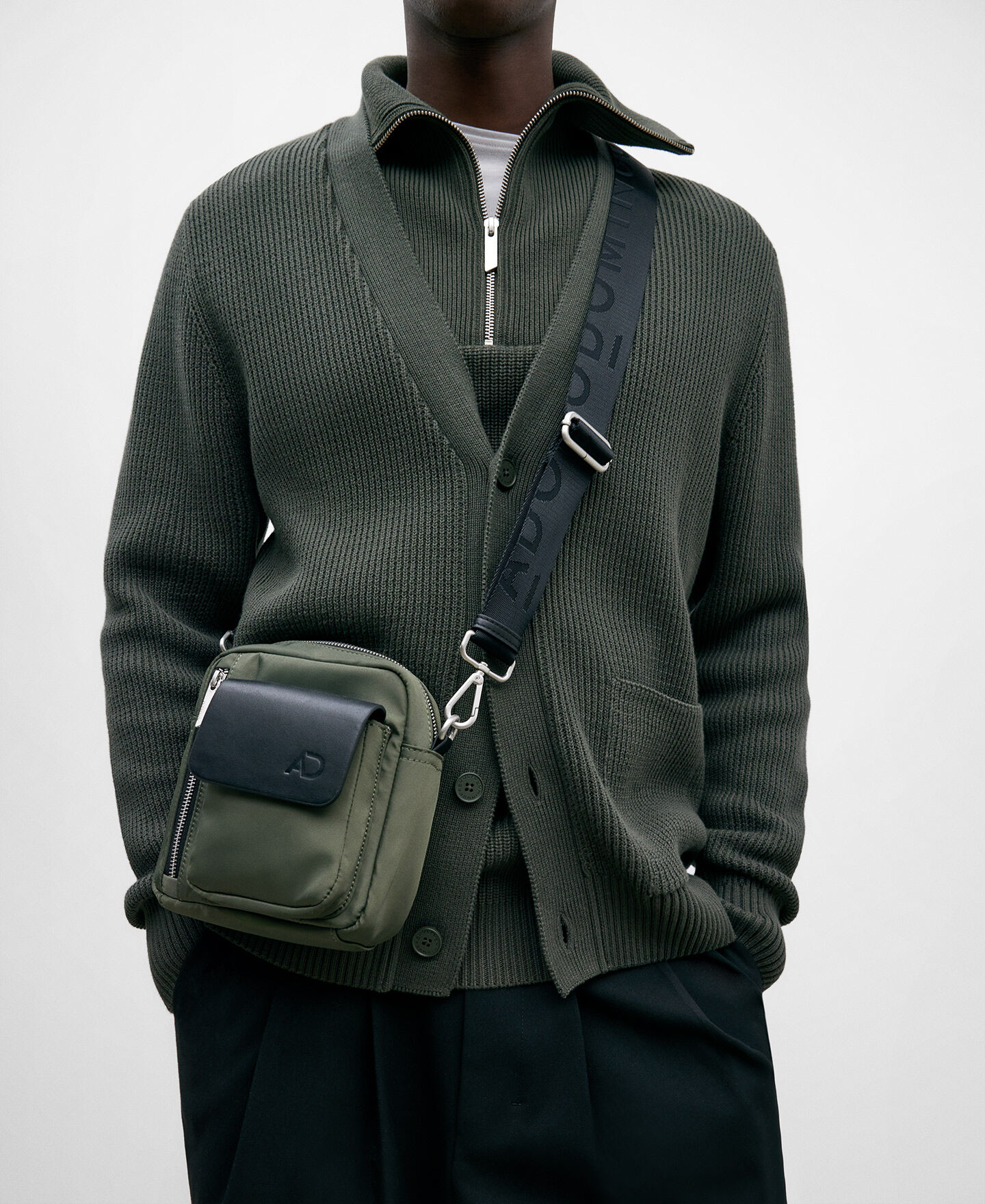 Bandolera adolfo dominguez hombre store