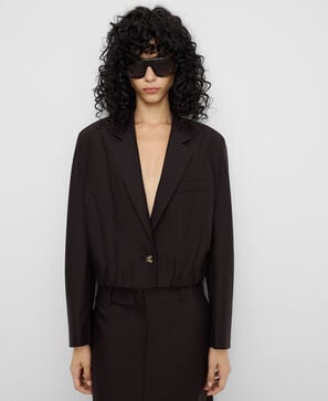 Short tailored blazer with elastic hem