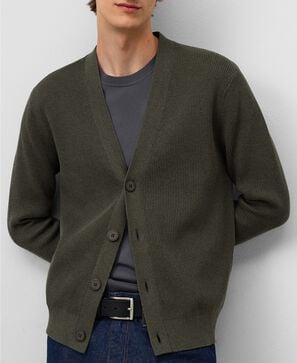 V-neck ribbed cardigan
