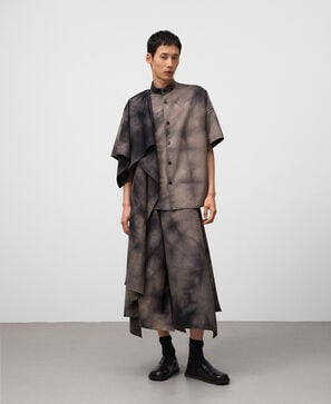 Tie dye shirt with shawl man