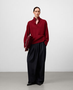 Merino wool funnel neck sweater woman